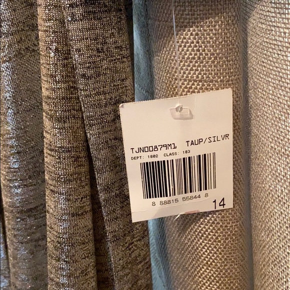 Connected Apparel Dress - Picture 2 of 3